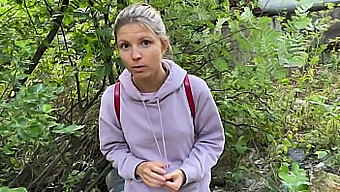 Gina Gerson, La Stella Della Figa Piccola E Bagnata, Viene Sorpresa E Scopata Da Andrew Marshall Nella Parte 1 Di Questo Video..