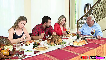 Hardcore Familieplezier: Stiefmoeders En Tieners Worden Wild In Een Video Met Thanksgiving-Thema