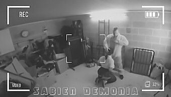 Sabien Demonia'S Hete Ontmoeting Met Schoolmedewerker Vastgelegd Op Camera